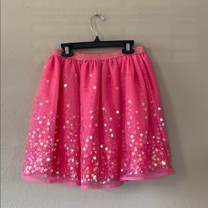 pink skirt